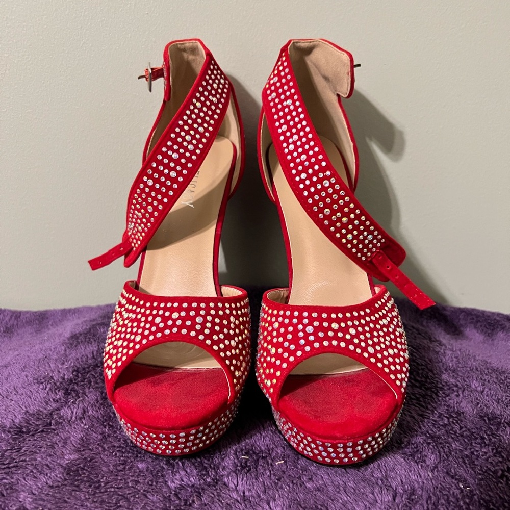 Blink Fashion Party Prom 5.5" High Heel 1" Platform shoes.